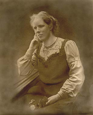 Rhoda Anstey in 1895 - founded a pioneer training college for teachers of girls' physical education, and a campaigner for Women's votes Pearson Collection SML